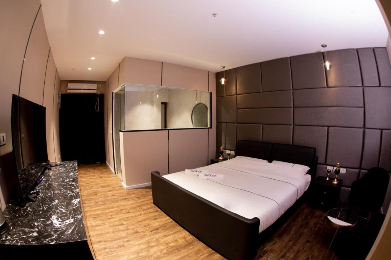 Royal Hotel Rishon Leziyyon Exterior photo